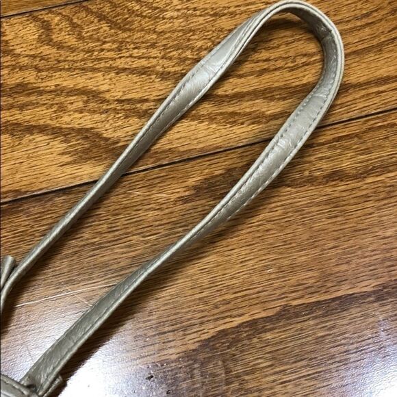 𝅺nicole by Nicole Miller Faux Leather Wristlet - Picture 5 of 15